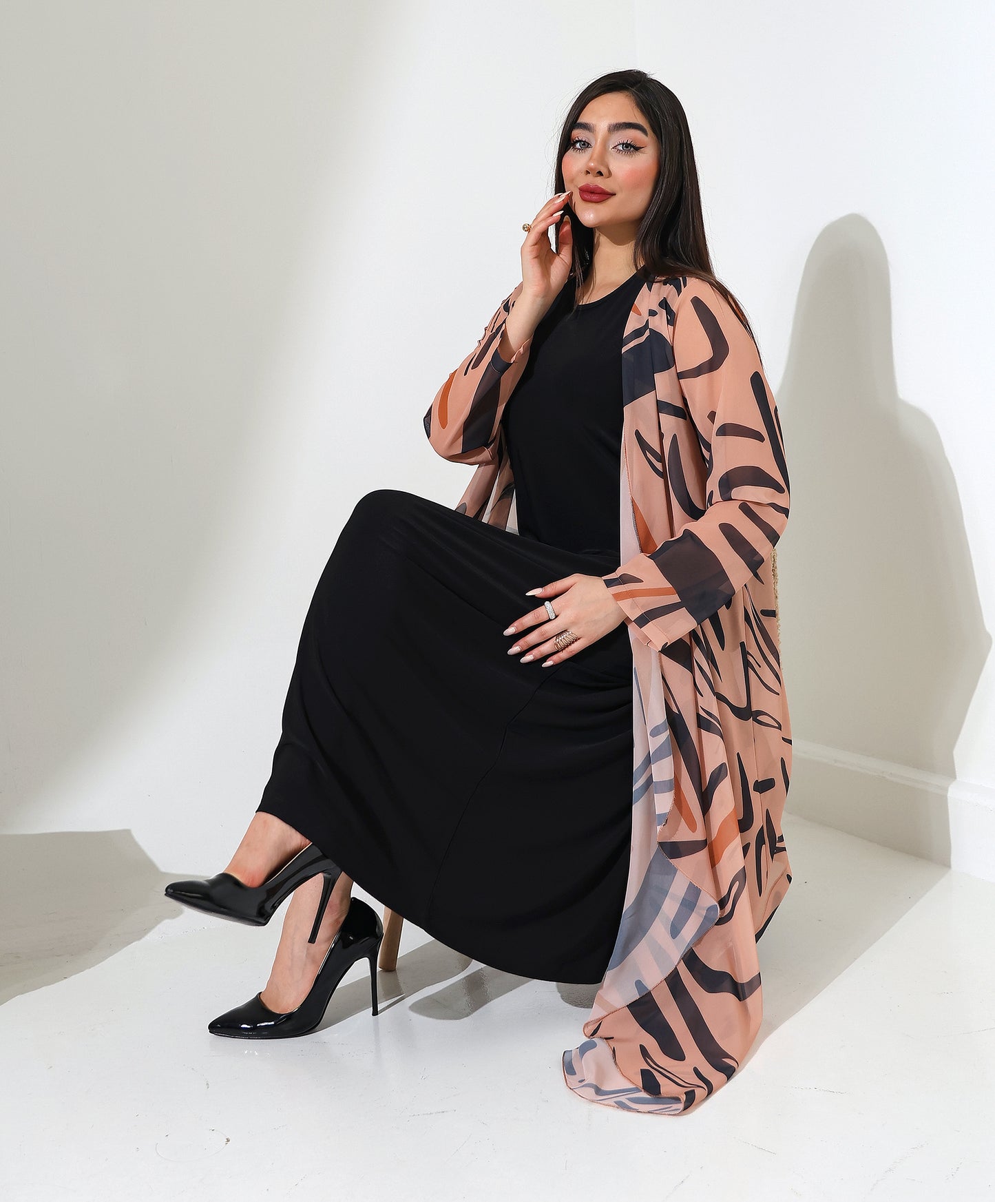 Gemusteter Chiffon-Cardigan mit Schalkragen