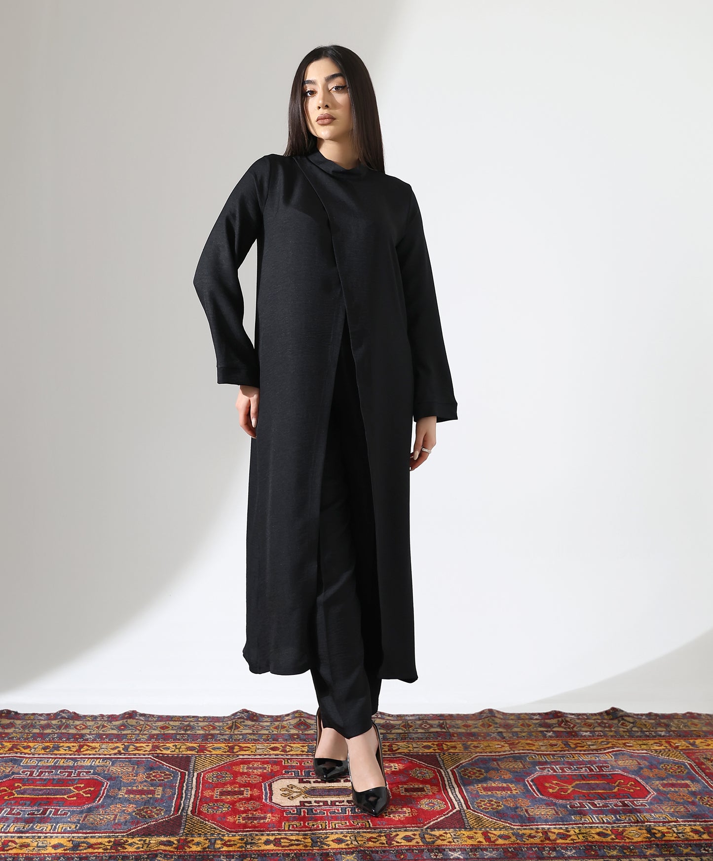 Asymmetrisches Tunika-Set mit Stehkragen